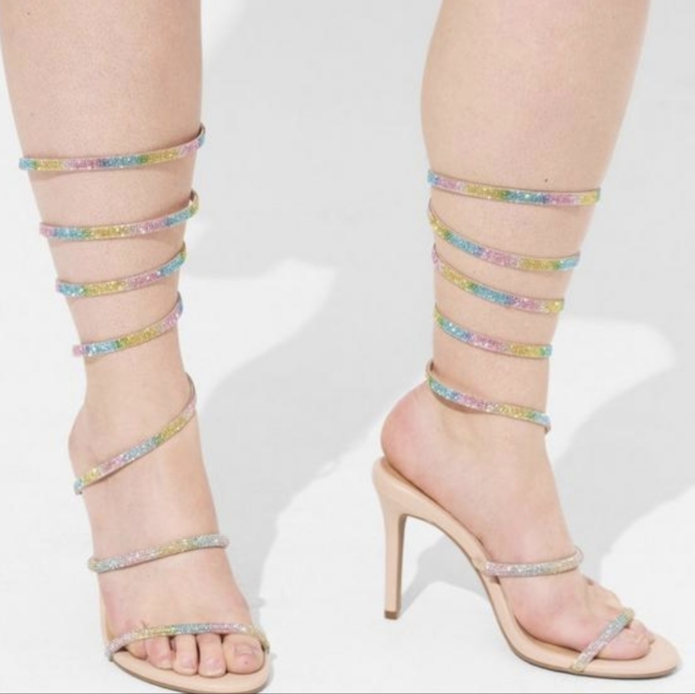 Lace Up Embroidered Heel Sandal (WW)
